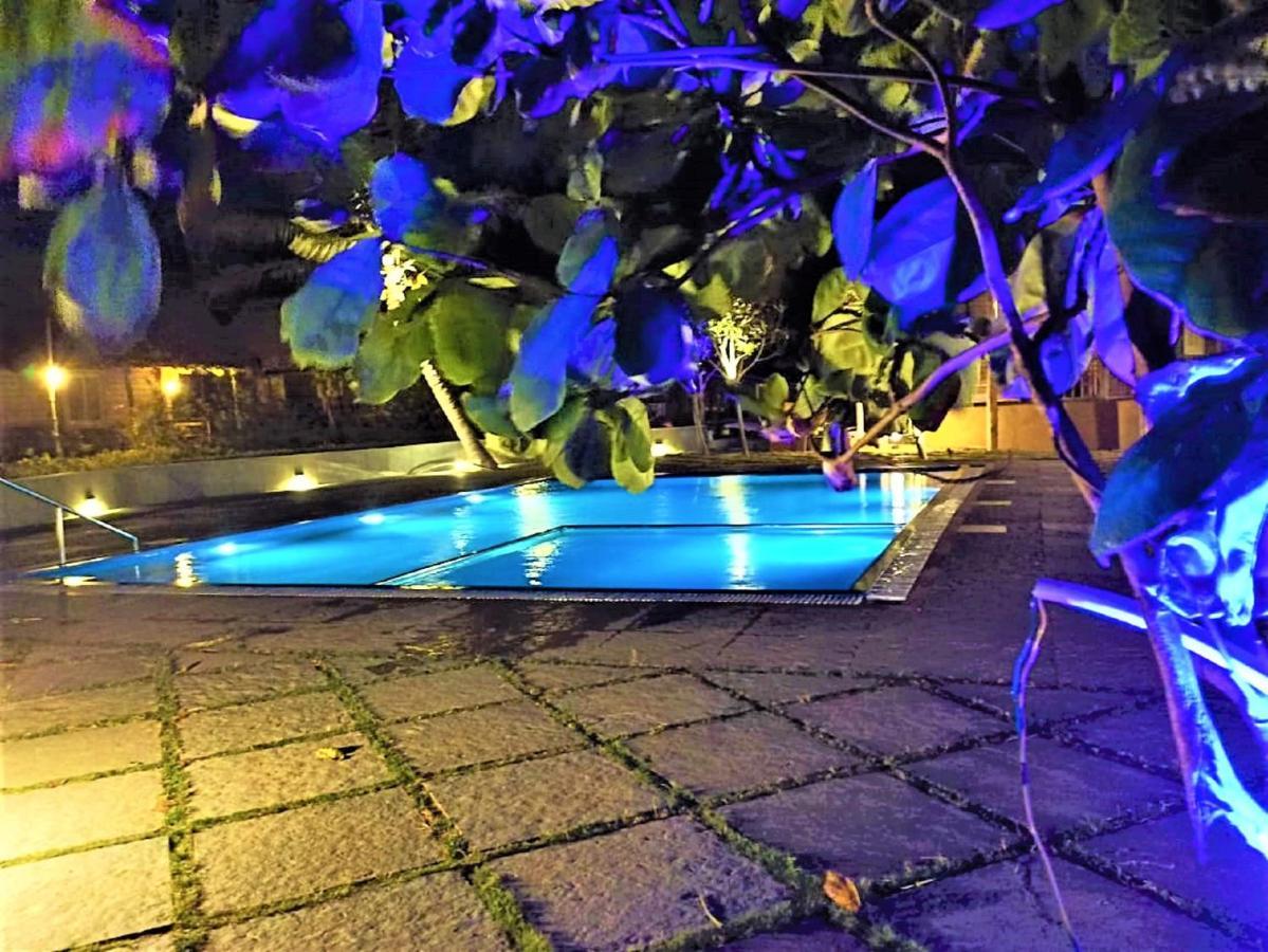 Resor Lotus An Eco 3*